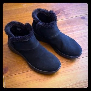 Sketchers Short Boots